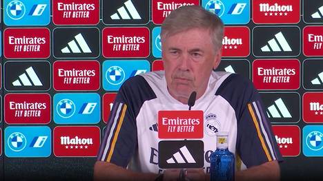 Carlo Ancelotti ist begeistert von Jude Bellinghams Fähigkeiten, Tore zu schießen. Der Real-Coach lobt die Intelligenz des Ex-Dortmunders, sich sowohl mit als auch ohne Ball hervorragend zu bewegen.