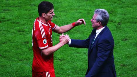 Mario Gómez hat in seiner Karriere etliche Titel gewonnen. Höhepunkt war das Triple 2013. Sein damaliger Coach Jupp Heynckes hat ihn nachhaltig beeindruckt.