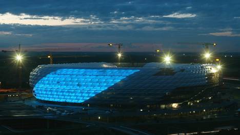 Sportstaette/Stadion: Allianz Arena 2004, Beleuchtungseinweihung
