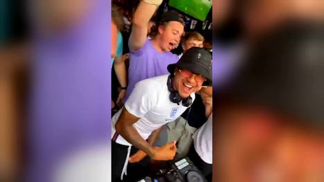 Jesse Lingard steht nicht im Englischen EM-Kader. Trotzdem schaute er das Auftaktspiel gegen Kroatien und machte beim Public Viewing mächtig Party.