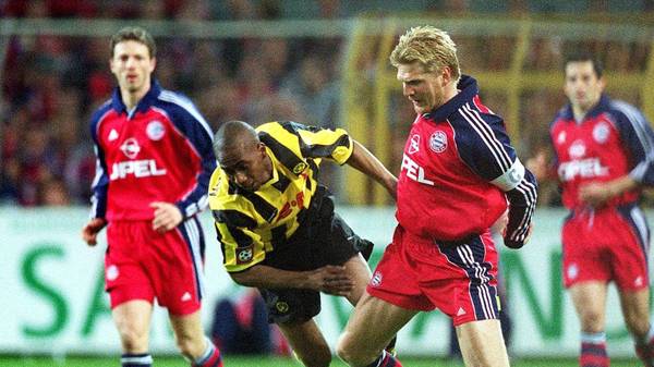 Bayern München und Borussia Dortmund sorgen in der Spielzeit 2000/2001 für das farbenfrohste Spiel der Bundesliga-Geschichte