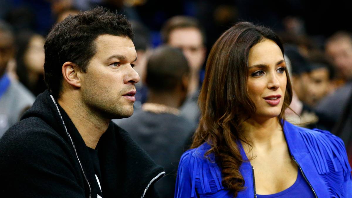 Am 26. September feiert der gebürtige Sachse (hier mit Freundin Natacha Tannous) seinen Geburtstag. SPORT1 blickt auf Ballacks Karriere in Bildern