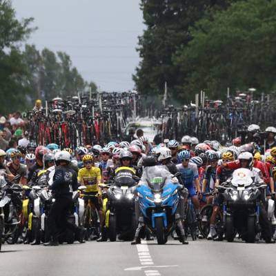 Sechs Aktivisten der Umweltschutzbewegung „derniere generation“ sind nach ihren Protesten bei der vergangenen Tour de France angeklagt worden.