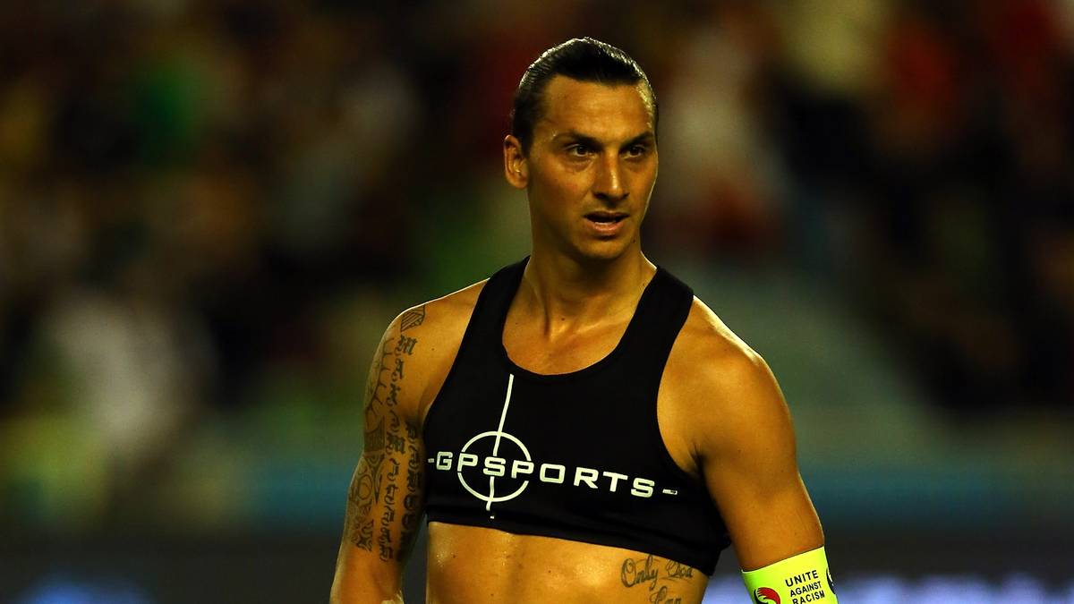 ZLATAN IBRAHIMOVIC: Die Wahrheit ist hart, aber ja, liebe Star-Wars- und Fußballfans: Ibrahimovic! Dass er auch optisch mithalten kann, zeigt er hier. Und Ibrahimovic' Äußeres (samt Frisur) ist nicht die einzige Parallele: der eigenwillige Charakter, der Wille zum Widerstand, die Weltgewandtheit. Zlatan ist unsere Prinzessin!