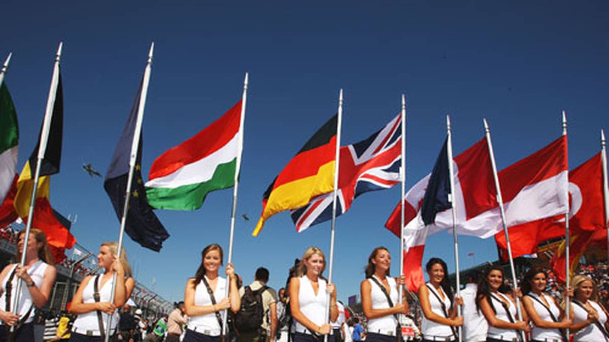 Willkommen in der Formel 1: Sport1.de zeigt den etwas anderen Rückblick 2008 und die wirklich schönsten Bilder der vergangenen Saison