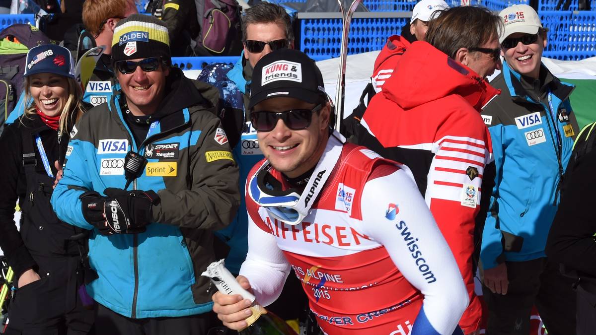 Patrick Kueng of Switzerland celebrates his first place finish during the 2015 World Alpine Ski Championships men's downhill February 7, 2015 in Beaver Creek, Colorado. AFP PHOTO/MARK RALSTON        (Photo credit should read MARK RALSTON/AFP/Getty Images)