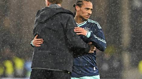Der Bundestrainer äußert sich zur Personalie Leroy Sané: Trotz der vorab öffentlich umstrittenen Rolle des Spielers steht Sané im finalen WM-Kader.
