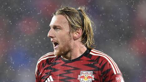 Emil Forsberg trauert seinem Abgang von RB Leipzig noch immer nach und findet harsche Worte für Ex-Sportchef Max Eberl.