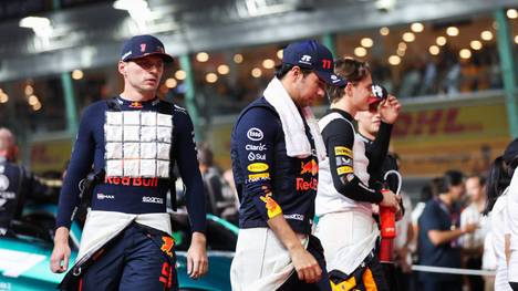 Max Verstappen (l.) wurde in Singapur diesmal nur Fünfter