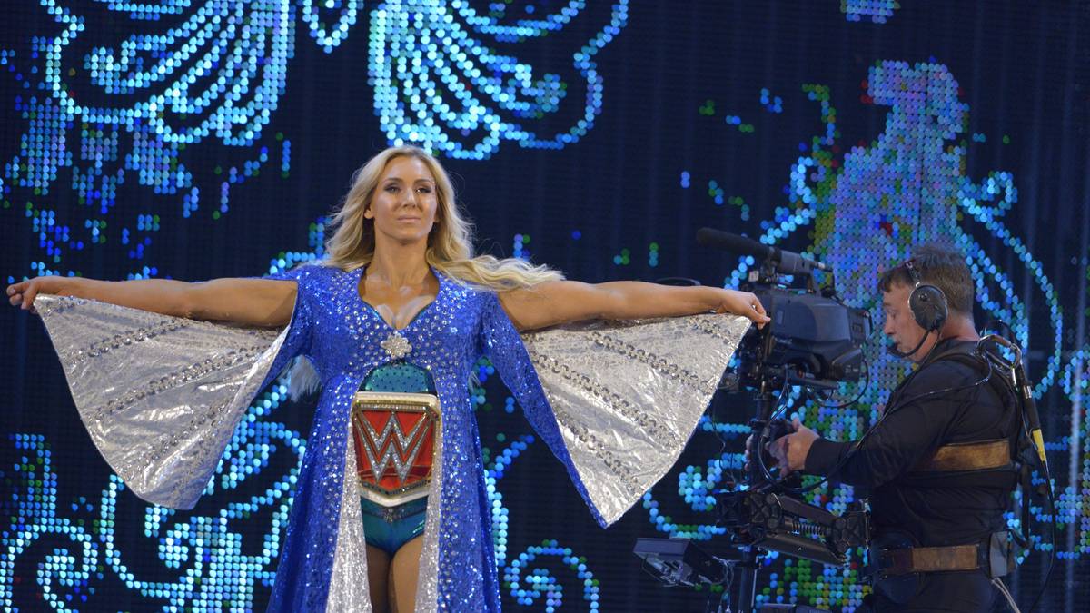 Die Damen sind dran: Women's Champion Charlotte trifft in einem Submission Match auf Natalya