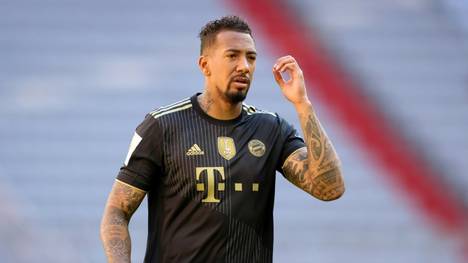 Jérôme Boateng in einer Liga mit Lionel Messi! Der langjährige Innenverteidiger des FC Bayern hat bei Olympique Lyon einen Zwei-Jahres-Vertrag unterschreiben.