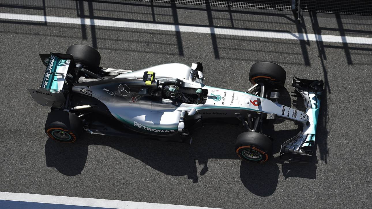 Rosberg im Training vor Hamilton