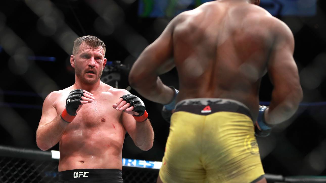UFC 220: Miocic v Ngannou