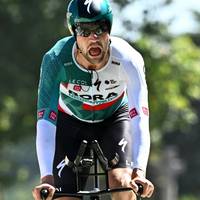 Der deutsche Radprofi Maximilian Schachmann geht auch mit zarten eigenen Ambitionen in den am Samstag startenden Giro d‘Italia (bis 26. Mai).
