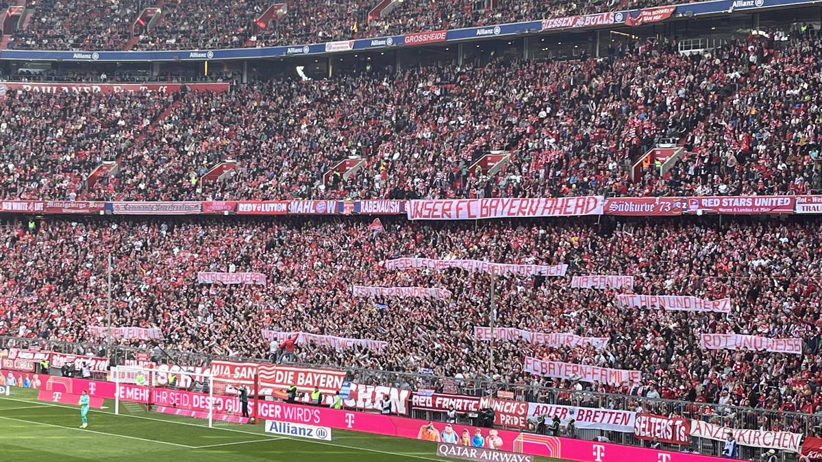 Bayern-Fans mit Kritik an den Bossen