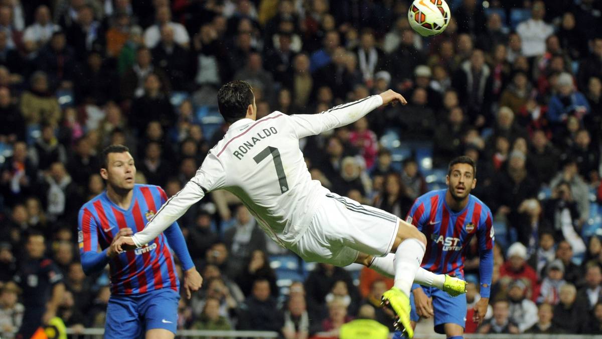 Platz 2: Cristiano Ronaldo (Real Madrid, 54 Millionen Euro) 