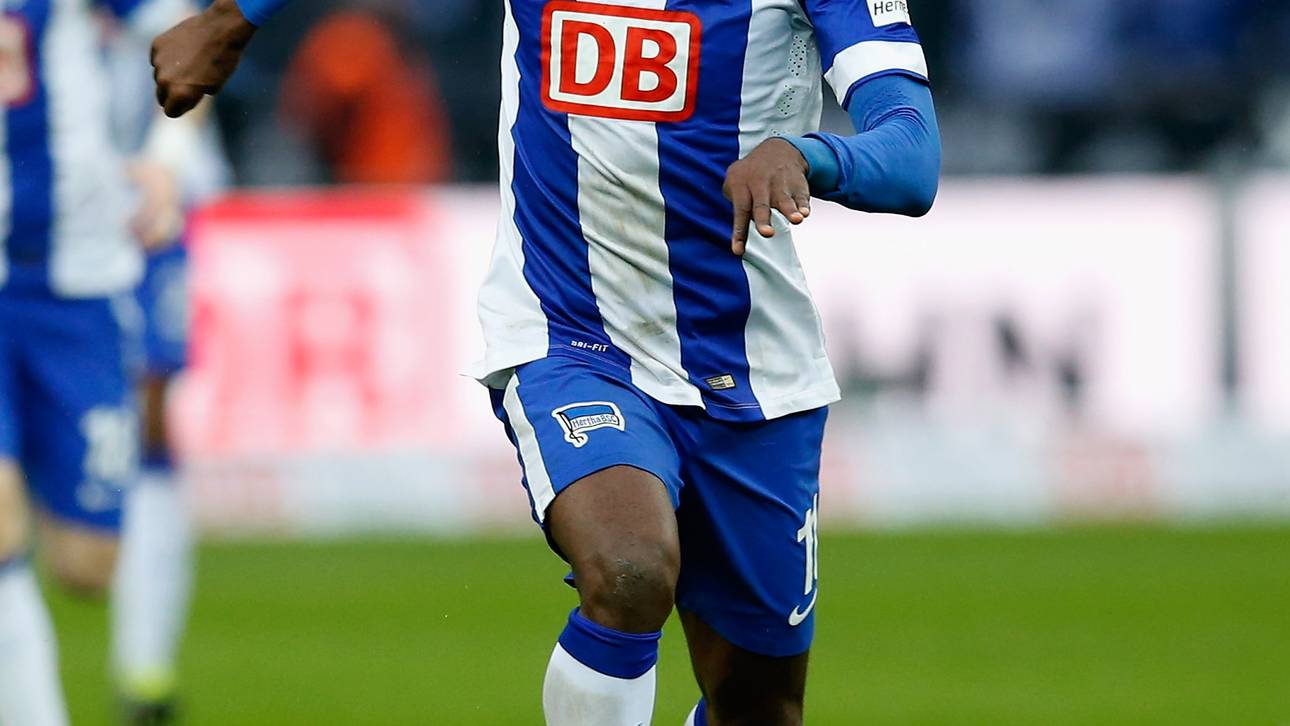 Hertha BSC v FC Schalke 04 - Bundesliga