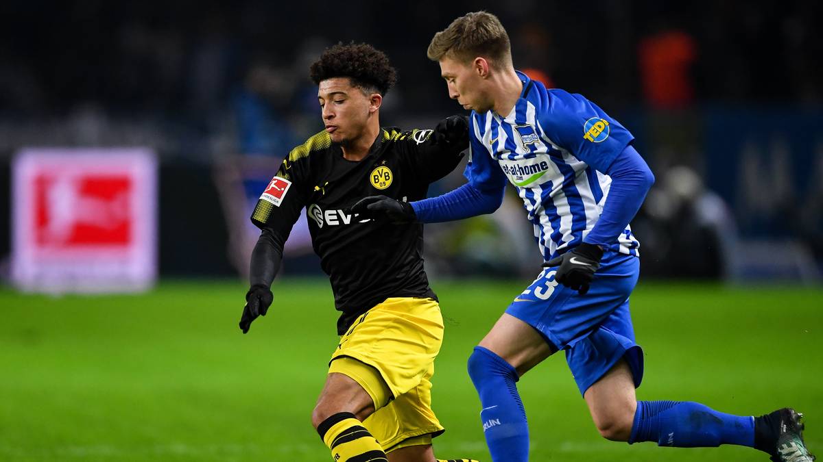 Den besten Eindruck aus Dortmunder Sicht hinterlässt in der ersten Hälfte Youngster Jadon Sancho. Immer wieder sorgt er mit seinen Dribblings für gelungene Offensivaktionen