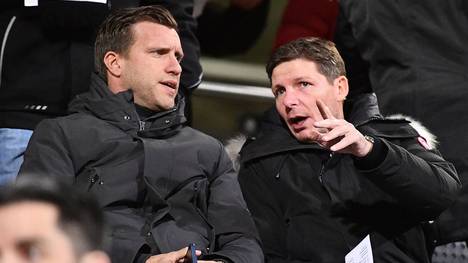 Der Druck wächst auch auf Eintracht-Trainer Oliver Glasner (r.)