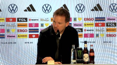 Oliver Baumann ist aktuell die Nummer eins im Tor der deutschen Nationalmannschaft. Eine Frage zur Torwartsituation irritiert Bundestrainer Julian Nagelsmann.