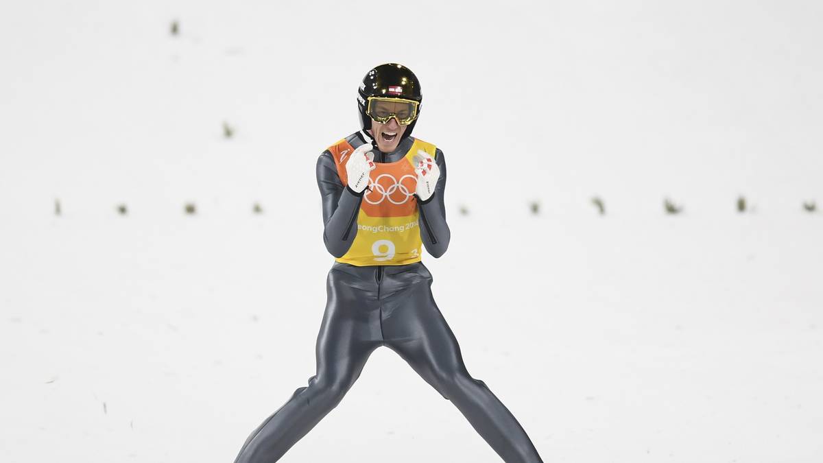 FLOP - ÖSTERREICHS SKISPRINGER: Erstmals seit 2002 fliegen die rot-weiß-roten Adler ohne Medaille nach Hause. Gregor Schlierenzauer (Bild) und seine Kollegen müssen sich nach dem Teamwettbewerb, bei dem Österreich über 120 Punkte hinter Sieger Norwegen liegt, einiges anhören