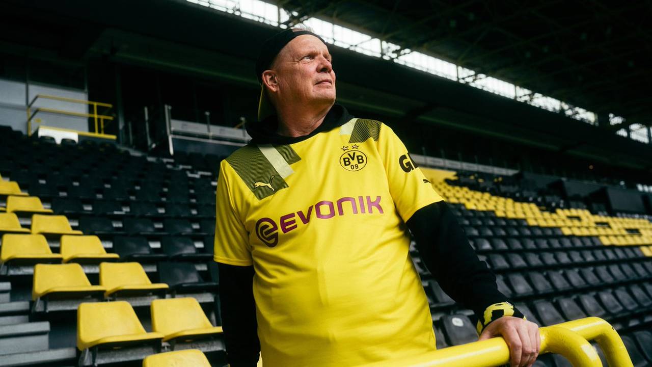 Neues Cup-Trikot: BVB im Retro-Look