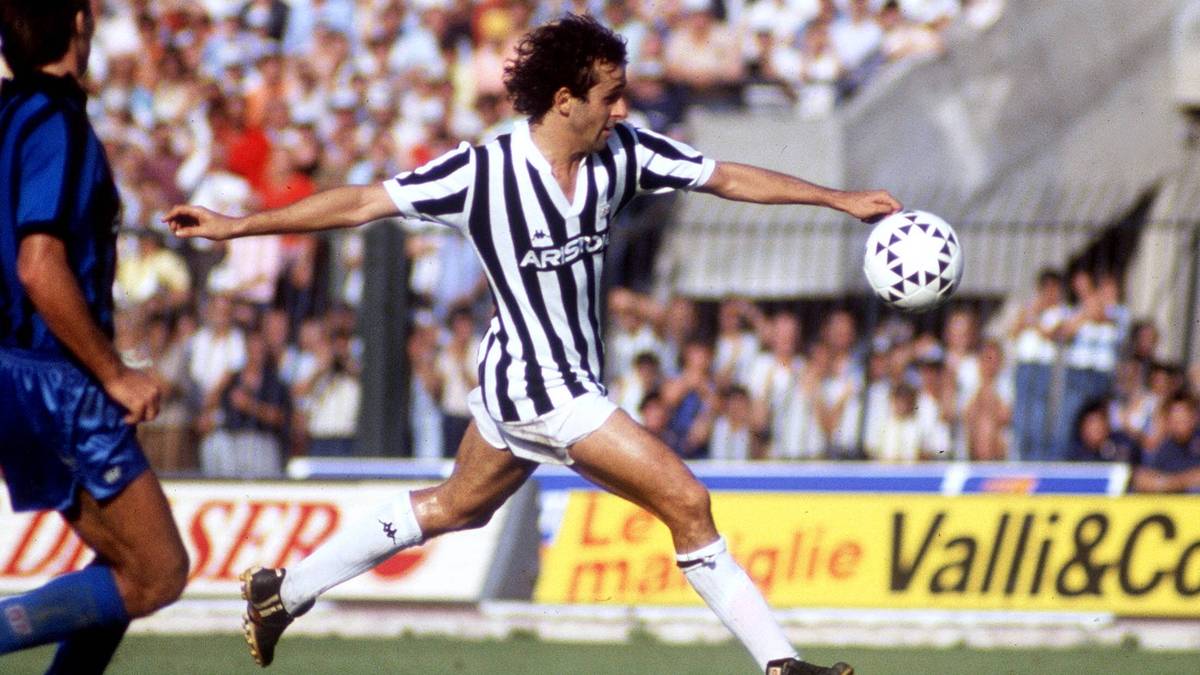 1987 beendete Platini im Alter von 31 Jahren seine aktive Karriere in Turin. Mit den Italienern gewann er zwei Meisterschaften, wurde Italienischer Pokalsieger, holte den Europapokal der Pokalsieger und den Europapokal der Landesmeister