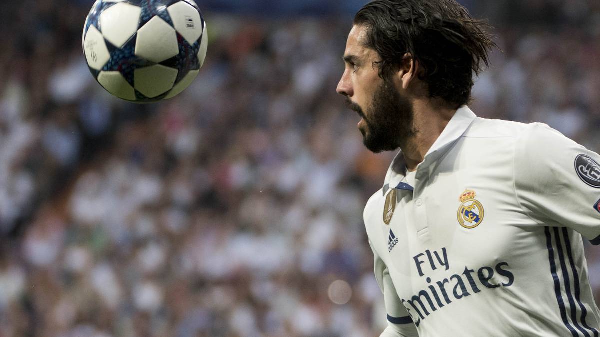AUSSENBAHN - ISCO: Gareth Bale wird nach seiner Wadenverletzung kaum 90 Minuten spielen können. Isco nimmt seinen Platz ein, der zeigte zuletzt im Halbfinale gegen Atletico seine Torgefährlichkeit. Großes Plus für Alves: Die Erfahrung in großen Partien. Vorteil Juve - 5:4