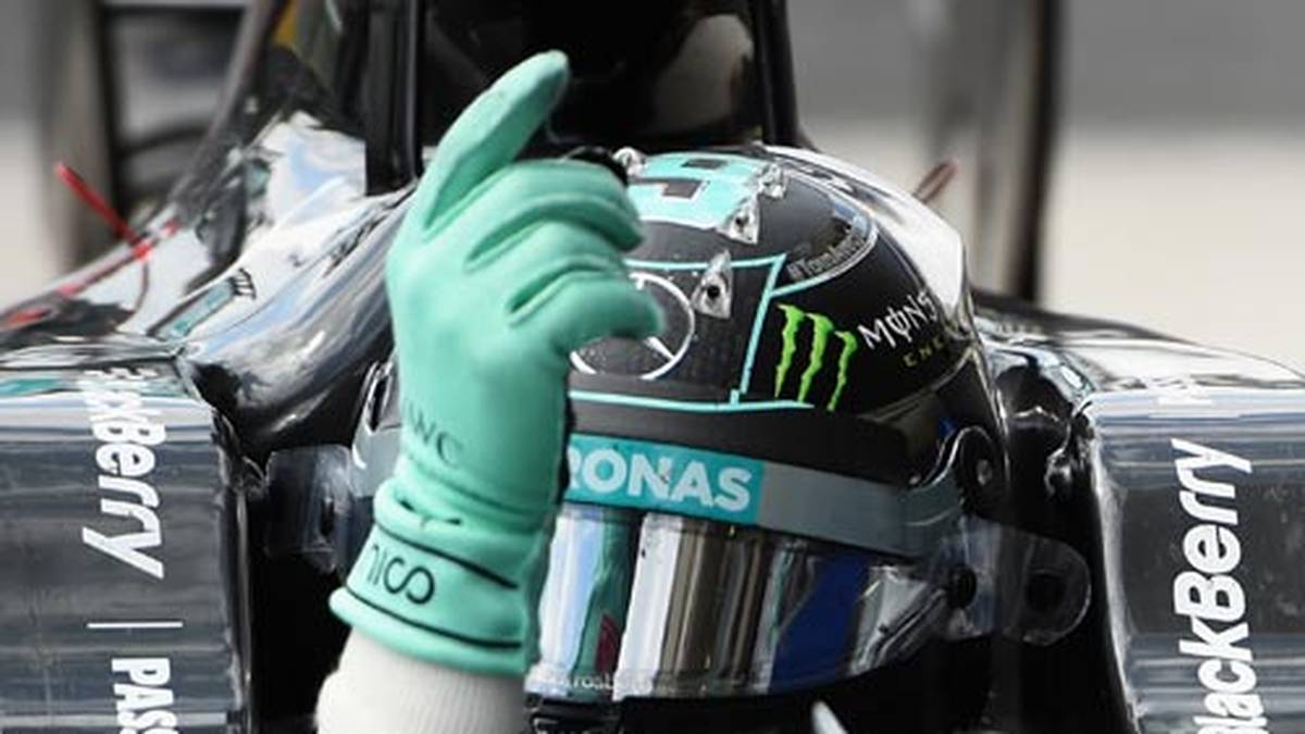 Der Brasilien-GP in Sao Paulo ist die letzte Hoffnung für Rosberg. Und tatsächlich er nutzt diese letzte Chance. Nach einer ganz starken Vorstellung holt er endlich wieder einen Sieg und setzt Hamilton vor dem ultimativen Showdown zum Saisonabschluss in Abu Dhabi doch noch unter Druck