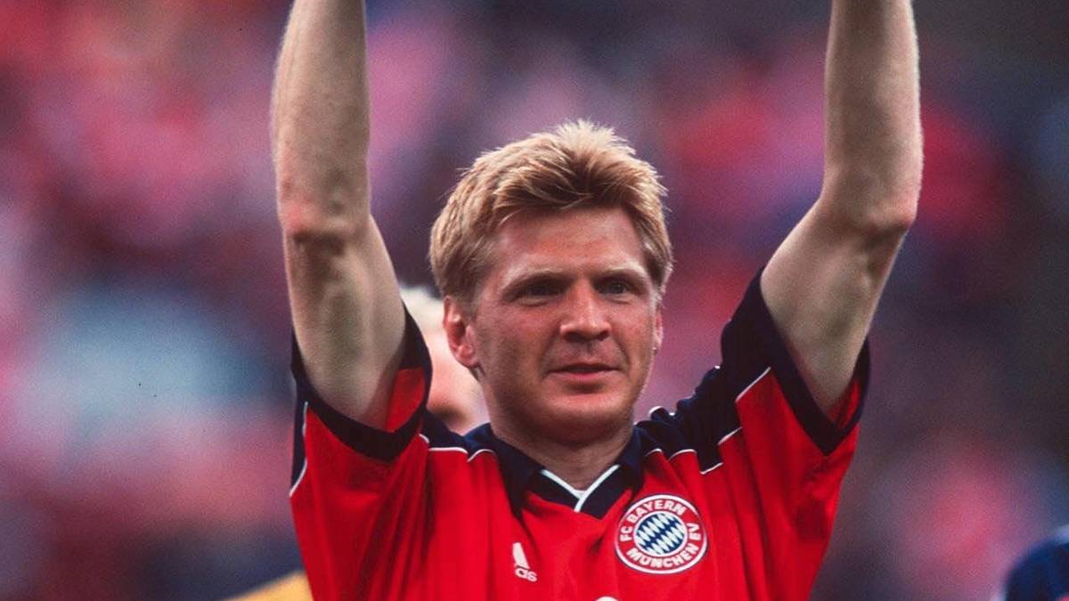 zur Meisterschale, die Stefan Effenberg am Saisonende in die Höhe reckt