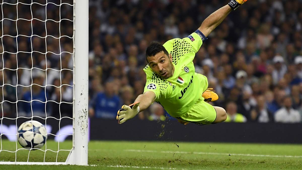 ... Buffon streckt sich dadurch vergeblich, Real ist wieder in Front