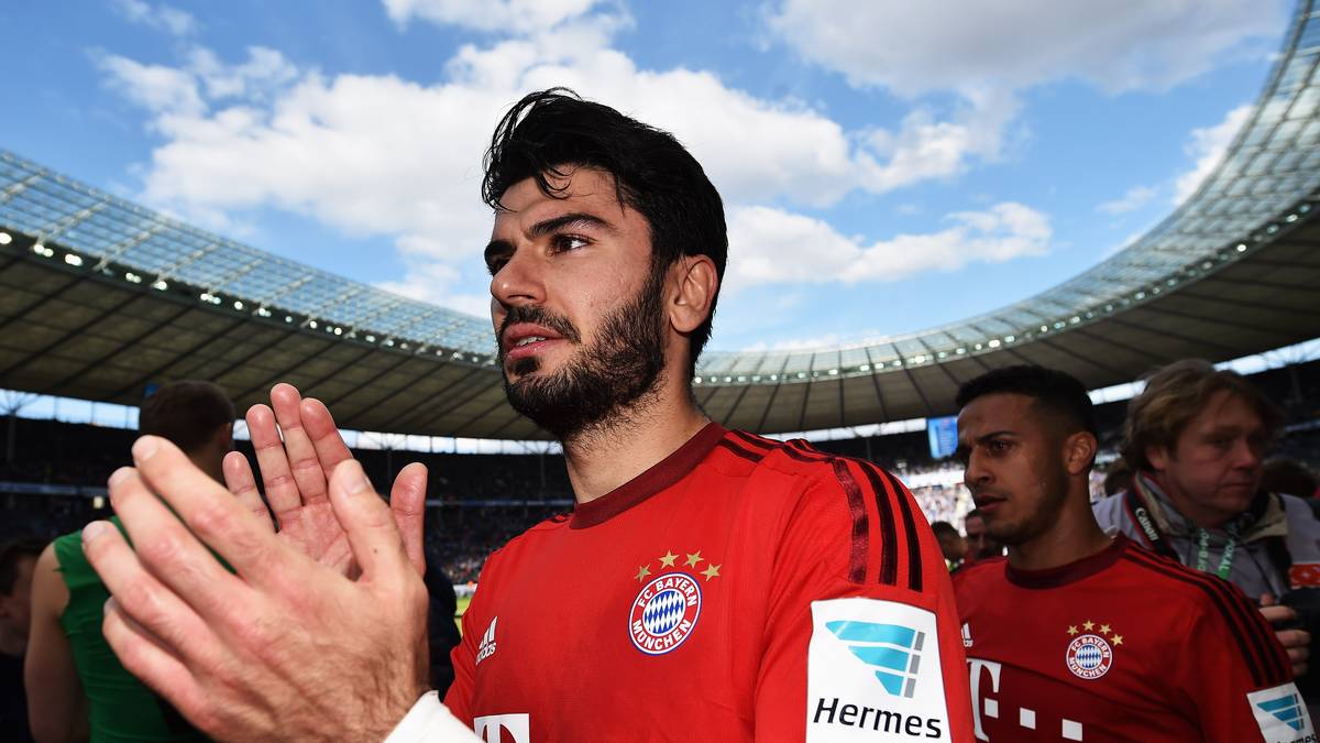 ... mit dem FC Bayern 2016. Für ein halbes Jahr liehen ihn die Münchner aus Moskau aus, oft kam er dabei nicht zum Einsatz. Ob er in die Bundesliga zurückkehrt oder woanders nochmal angreift, ist unbekannt