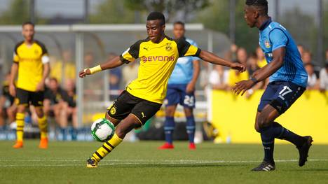 Er ist erst 15 und gilt schon als das größte Juwel des deutschen Fußballs: Youssoufa Moukoko könnte groß Karriere machen.
