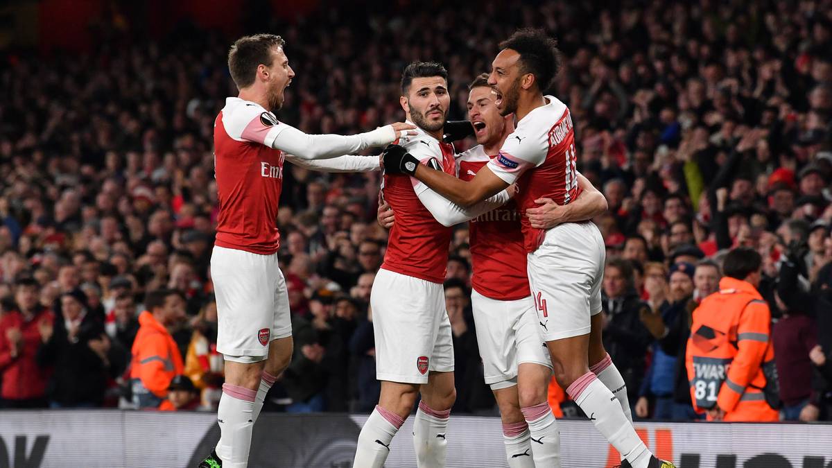 PLATZ 1 - FC Arsenal: 3:0 über zwei Spiele gegen den SSC Neapel - Ausrufezeichen. Mit einem derart souveränen Weiterkommen gegen den italienischen Topklub hätten wohl die wenigsten Experten gerechnet