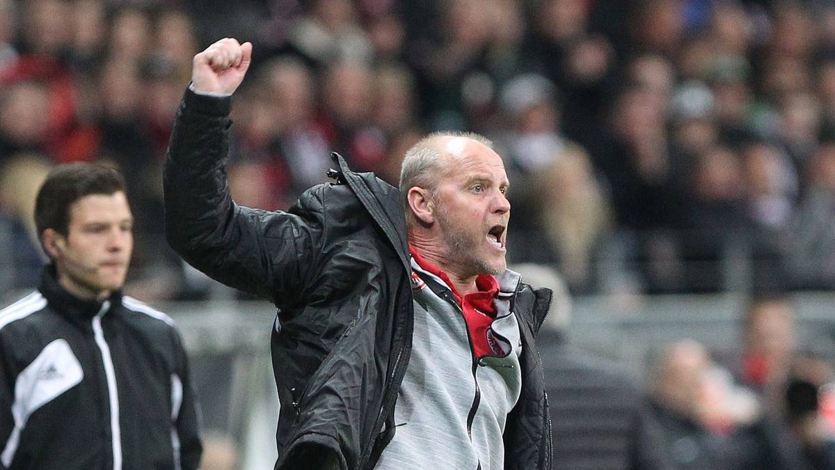 Wie ein Vulkan! Thomas Schaaf beschwert sich ...