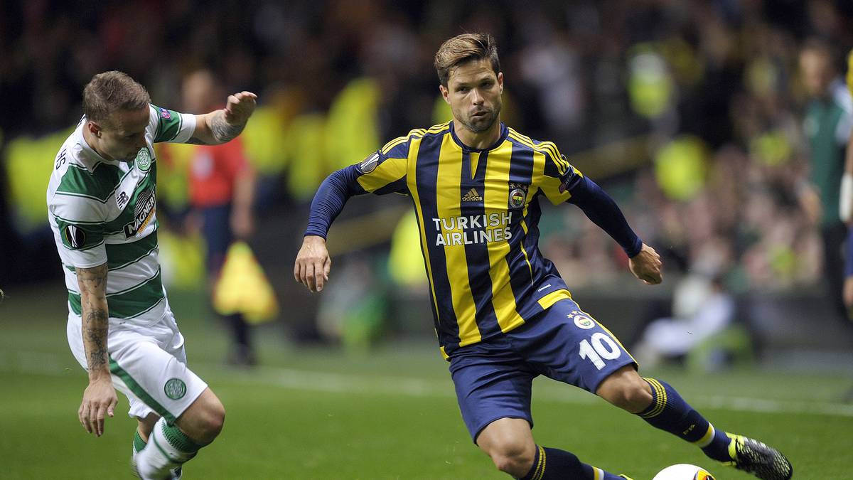 Zurück zu altem Glanz fand der Edeltechniker jedoch auch bei den Türken nicht. Mehrere kleinere Verletzungen unterbrachen immer wieder seinen Rhythmus. Nach zwei Spielzeiten bei "Fener" beendete Diego das Kapitel Europa endgültig