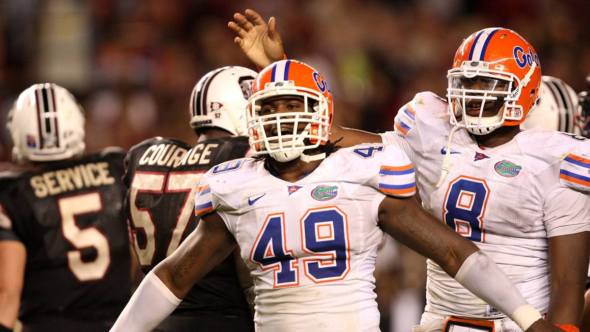 JERMAINE CUNNINGHAM (Linebacker): Der heute 28-Jährige wurde nach seiner College-Zeit 2010 in der zweiten Draftrunde ausgewählt, kam aber bei Patriots, 49ers und Jets nie über die Reservistenrolle hinaus. Bei Florida wurde er mit zwei anderen Teamkollegen verhaftet, weil sie in einem Fastfood-Restaurant einen Mitarbeiter mit Sandwiches beworfen hatten