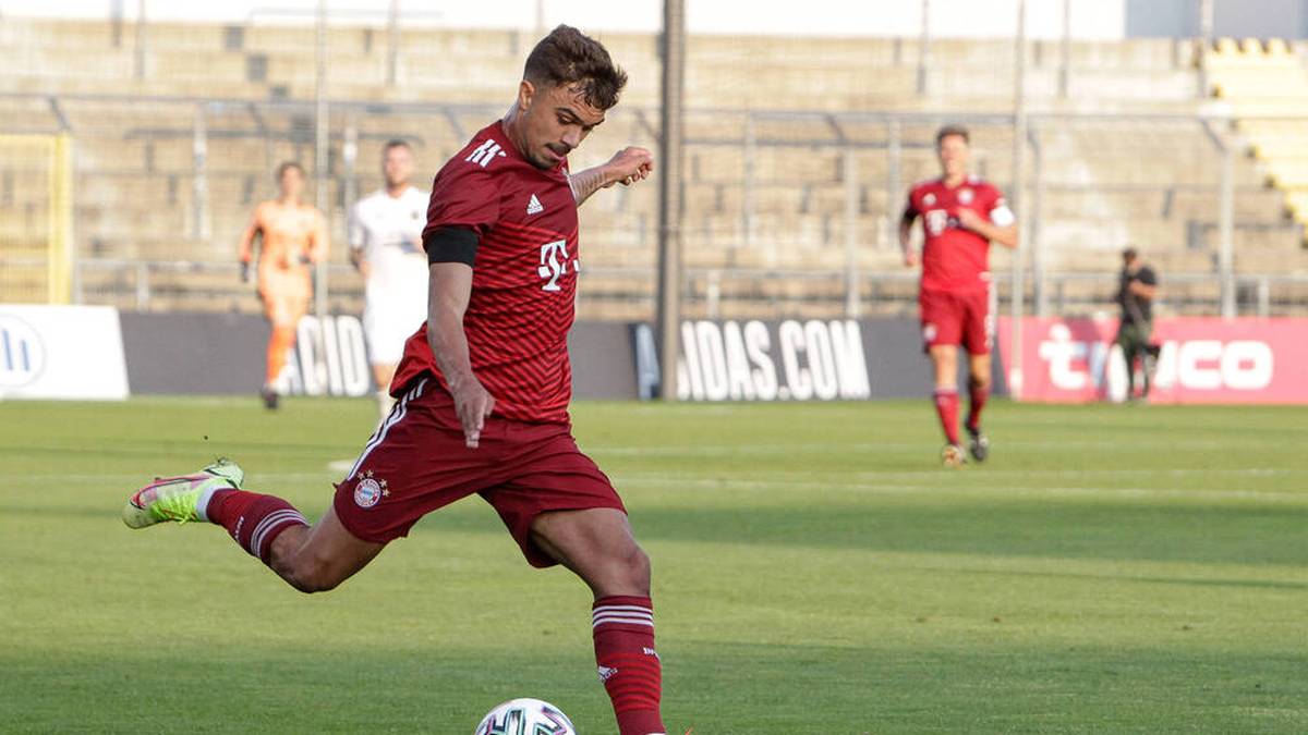 Oliver Batista Meier trägt sich gegen den FC Pipinsried gleich zweimal in die Torschützenliste ein