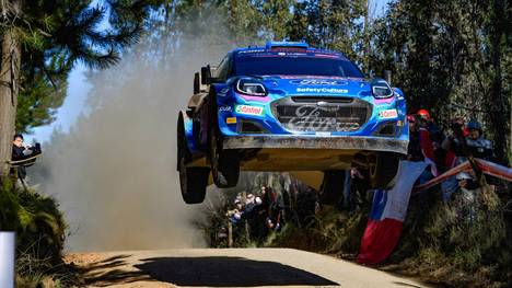 Extreme Bedingungen bei der Rallye Chile sorgen gleich für zwei spektakuläre Unfälle. Die Highlights aus Südamerika.