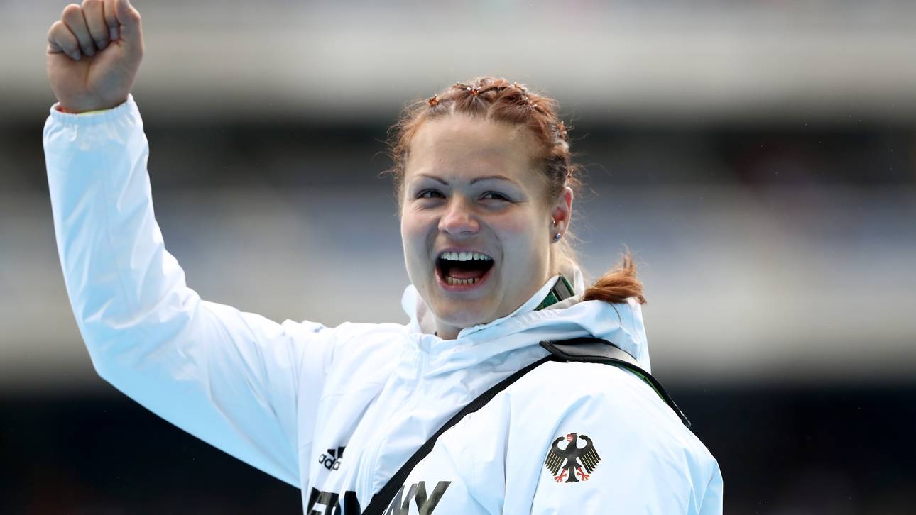 Schwanitz mit Titel in Babypause