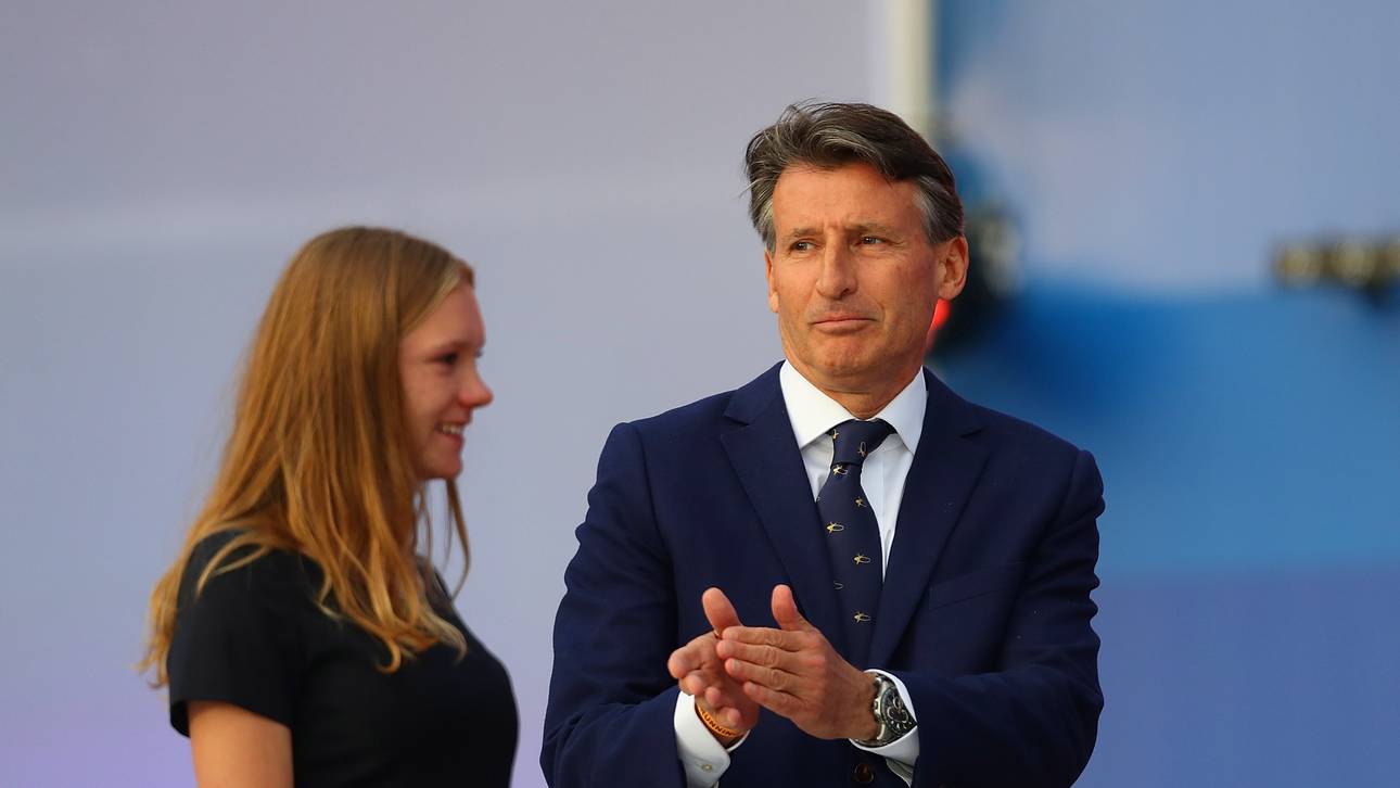 Coe keift gegen meckernden Harting