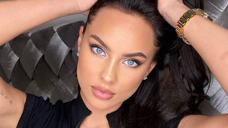 Jerome Boateng hat via Instagram das Beziehungs-Aus mit Kasia Lenhardt bestätigt. Zu seiner Stellungnahme hat sich auch das Model selbst geäußert.