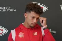 Patrick Mahomes reagiert auf Donald Trumps Aussage, seine Frau Brittany Mahomes sei Unterstützerin seiner Kampagne. So fordert der Chiefs-QB von den Menschen selbstständige Entscheidungen für die Wahlen.