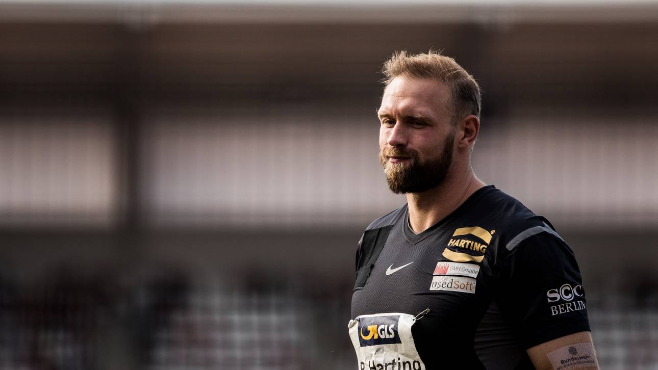 Harting erneut am Knie verletzt