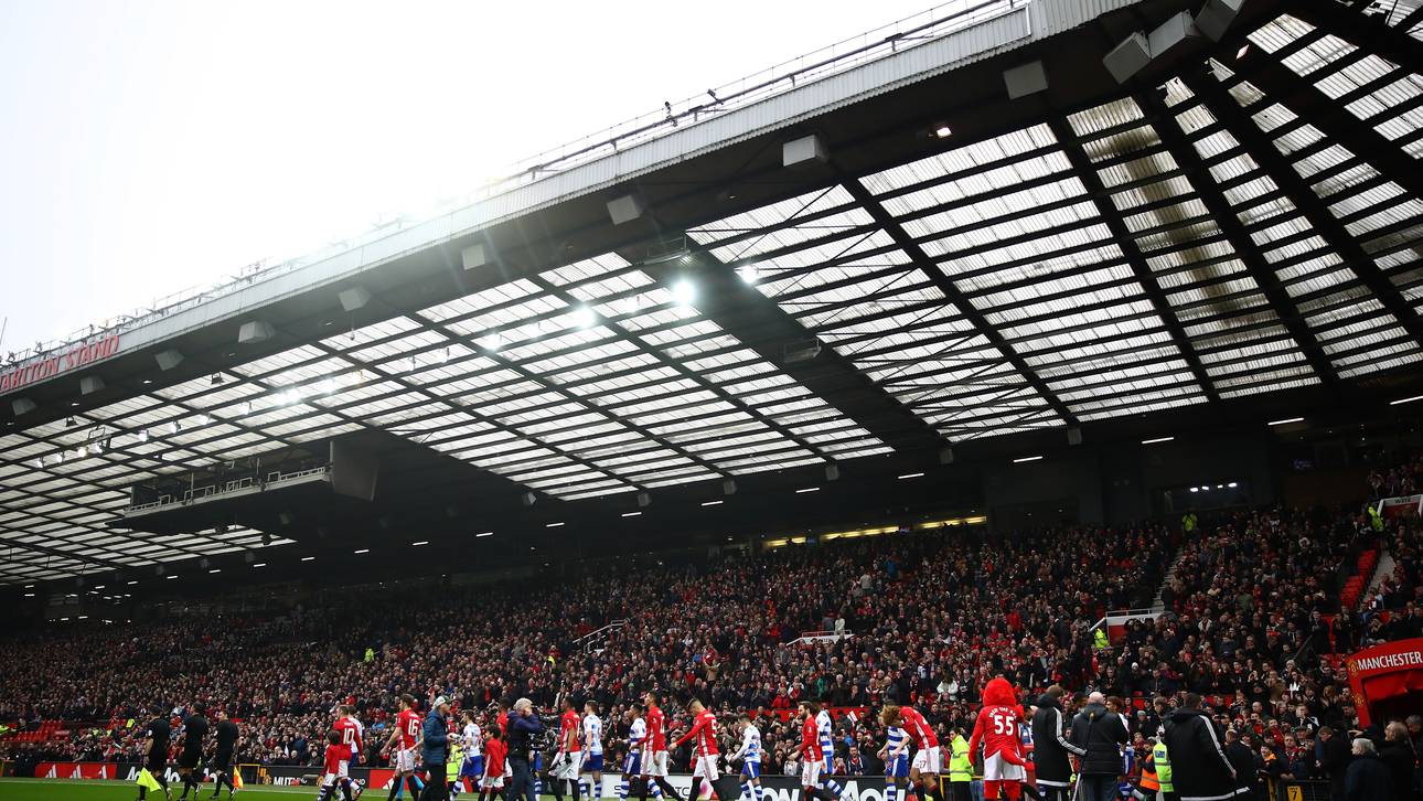 United holt Anti-Terror-Experten