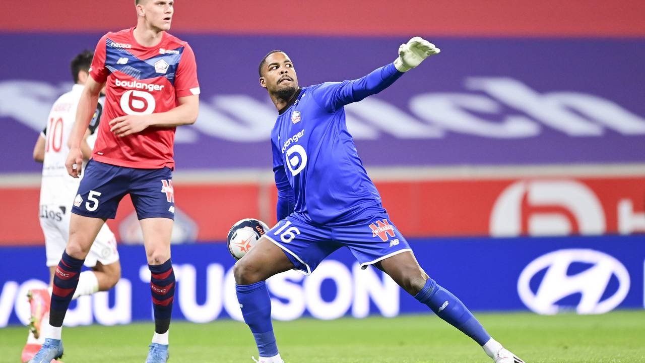 Milan schnappt BVB Keeper Mike Maignan weg | Transfermarkt