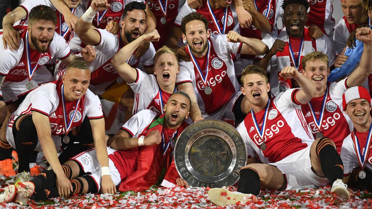 NIEDERLANDE - AJAX AMSTERDAM (34 Titel): Ajax zauberte diese Saison nicht nur in der Champions League. In der Eredivisie schafften die Weiß-Roten ihren 34. Streich und verwiesen PSV Eindhoven auf den zweiten Platz