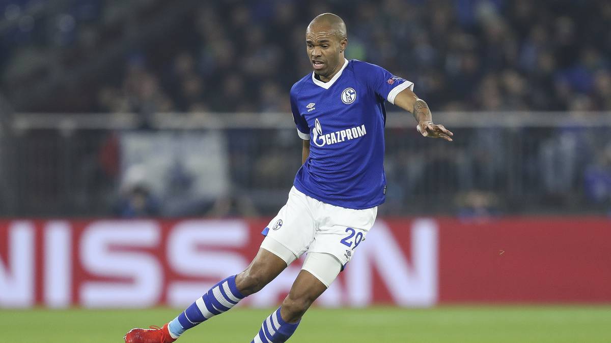 2016/2017: NALDO war der erste Transfer von Christian Heidel. Er schnappte blitzschnell zu, als dessen Vertrag beim VfL Wolfsburg ausgelaufen war. Der Brasilianer war ein Glücksgriff, vor allem die Saison 2017/2018 lief für ihn top. Nachdem er sich in der Hinrunde der laufenden Saison immer öfter auf der Bank wiederfand, wechselte er zur AS Monaco