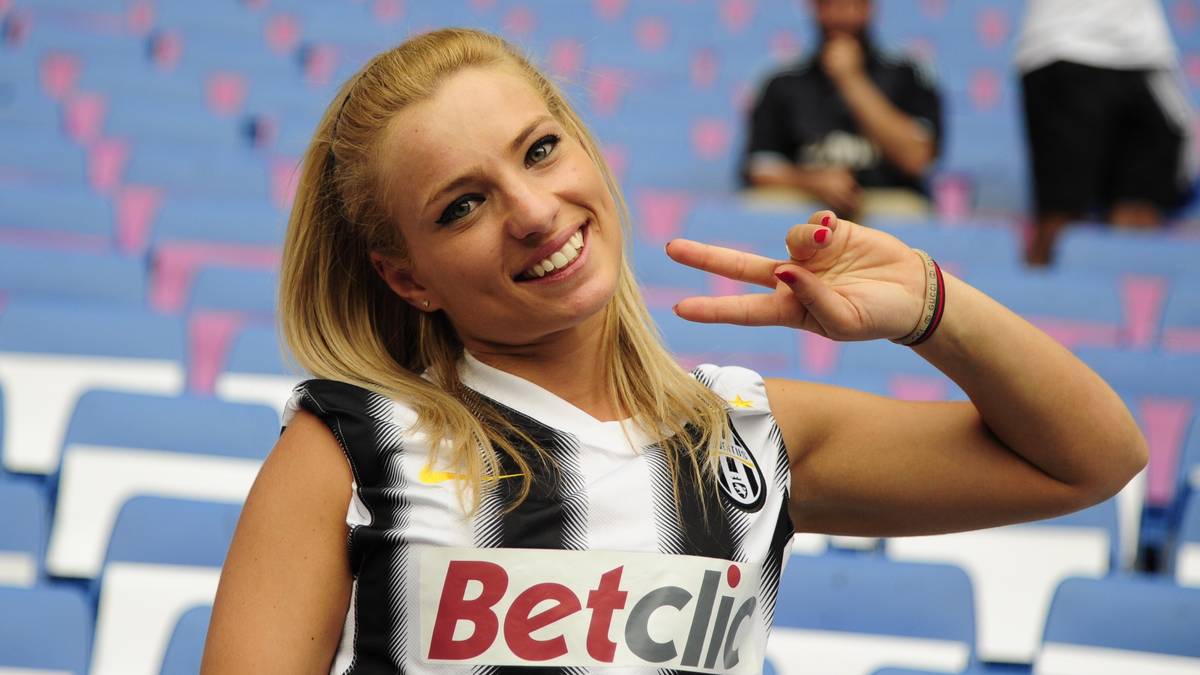 Diese junge Dame ist auf jeden Fall von ganzem Herzen Juventus-Fan