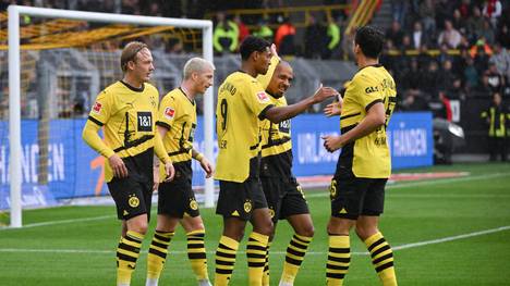 Nach seiner Ankunft beim BVB gab es herbe Startschwierigkeiten für Donyell Malen. Mittlerweile ist er angekommen und hat sich voll etabliert.